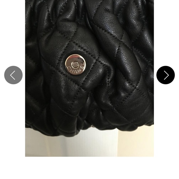 100% Authentic Chanel Chain Around Bag - Picture 6 of 13